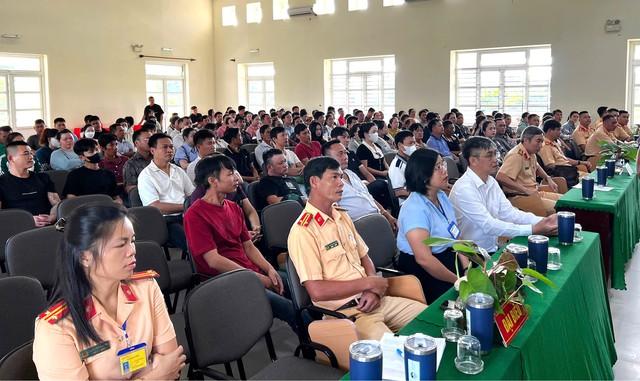Sát hạch lái xe cho hơn 700 người dân đặc khu Côn Đảo TP.HCM - Ảnh 2.