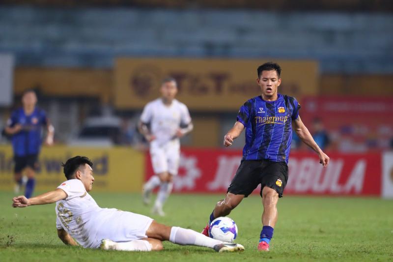 HAGL 'phiên bản 2K' trẻ nhất V-League gây sốc với sự lột xác ngoạn mục- Ảnh 5.