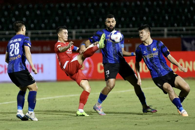 Tân binh Phạm Gia Hưng: Kỳ vọng tiếp bước đàn anh Tiến Linh ở đội tuyển Việt Nam- Ảnh 4.