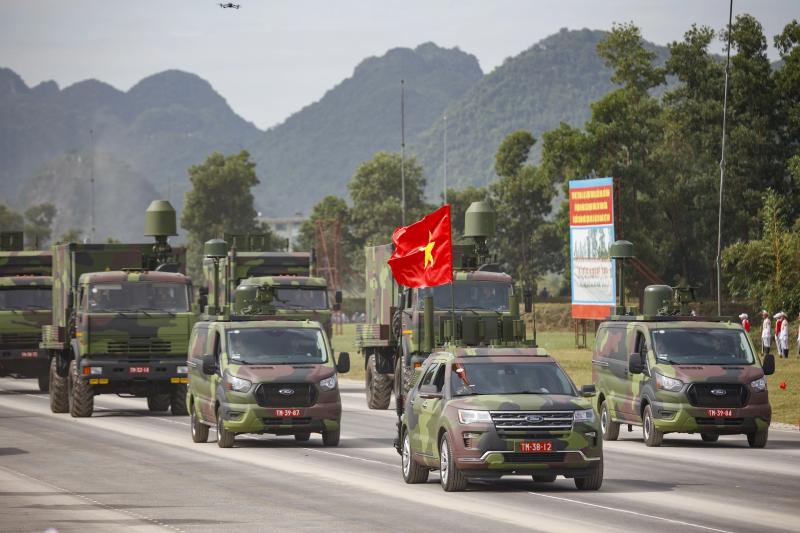 Quân đội, công an phô diễn sức mạnh với dàn khí tài hiện đại- Ảnh 21. Quân đội, công an phô diễn sức mạnh với dàn khí tài hiện đại- Ảnh 21.