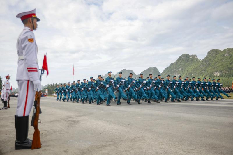 Kỵ binh xuất hiện tại buổi hợp luyện nhiệm vụ diễu binh A80- Ảnh 15. Kỵ binh xuất hiện tại buổi hợp luyện nhiệm vụ diễu binh A80- Ảnh 15.