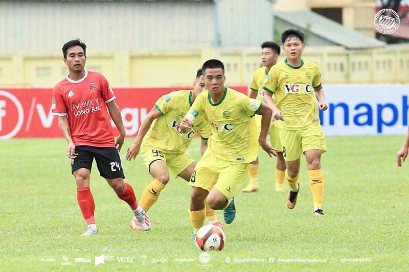 'Siêu nhân' Trần Gia Huy ngày nào, nay đã khoác áo HAGL đá V-League - Ảnh 6.