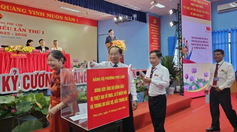 TP.HCM: Ông Lê Thanh Bình làm Bí thư phường Phú Lâm đông dân cư lao động- Ảnh 3. TP.HCM: Ông Lê Thanh Bình làm Bí thư phường Phú Lâm đông dân cư lao động- Ảnh 3.