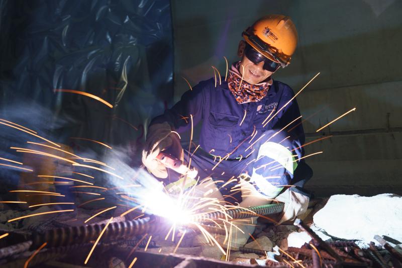 Hình hài cao tốc Quảng Ngãi - Hoài Nhơn, sau hơn 2 năm thi công - Ảnh 4.