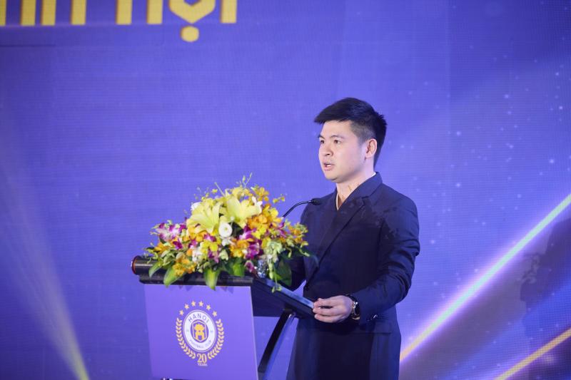 Chủ tịch 9X của CLB Hà Nội tri ân bầu Hiển, tin Hendrio nhập tịch thành công- Ảnh 1. Chủ tịch 9X của CLB Hà Nội tri ân bầu Hiển, tin Hendrio nhập tịch thành công- Ảnh 1.