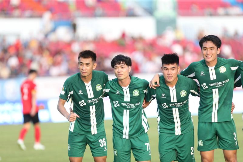 CLB Quảng Nam bỏ giải, Trường Tươi Đồng Nai từ chối lên hạng: PVF-CAND đồng ý thế chỗ- Ảnh 2. CLB Quảng Nam bỏ giải, Trường Tươi Đồng Nai từ chối lên hạng: PVF-CAND đồng ý thế chỗ- Ảnh 2.