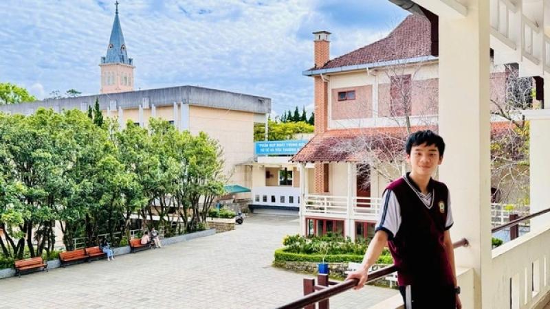 'Ngôi sao' tin học Lâm Đồng đạt huy chương bạc kỳ thi Olympic Tin học quốc tế- Ảnh 1. 'Ngôi sao' tin học Lâm Đồng đạt huy chương bạc kỳ thi Olympic Tin học quốc tế- Ảnh 1.