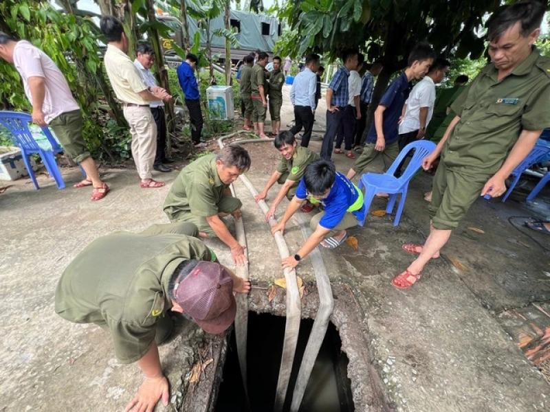 TP.HCM: Nhiều căn nhà tỉnh lộ 43 ngập nặng, 50 hộ dân bị ảnh hưởng - Ảnh 8.