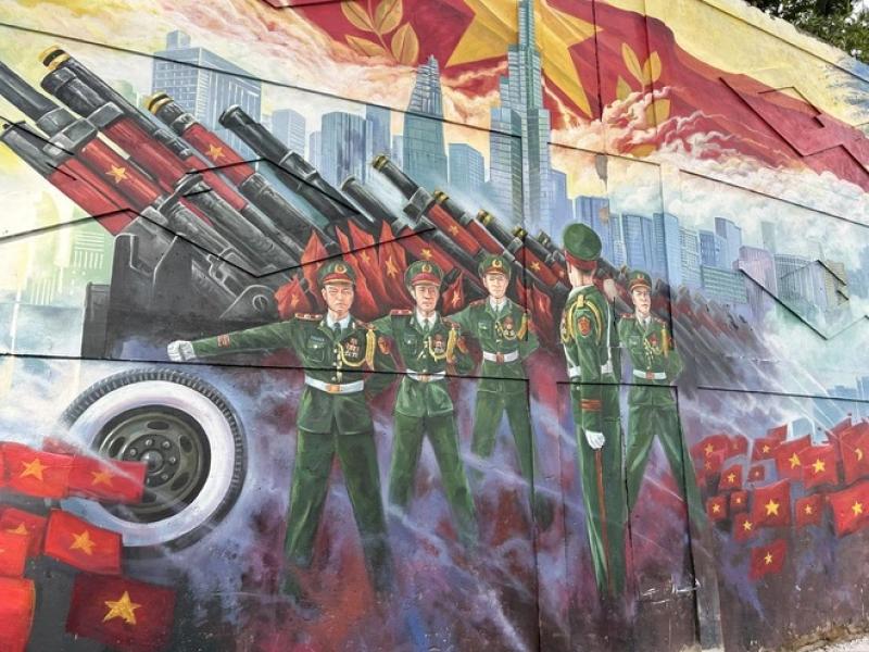 Xem 'diễu binh, diễu hành' ngay tại TP.HCM- Ảnh 8. Xem 'diễu binh, diễu hành' ngay tại TP.HCM- Ảnh 8.