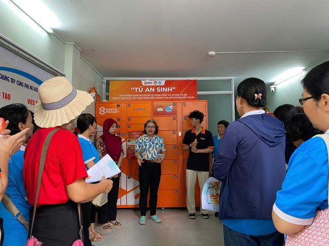 Phường Bến Thành có tủ an sinh thông minh: Nhận quà từ thiện chỉ cần quét QR- Ảnh 1.