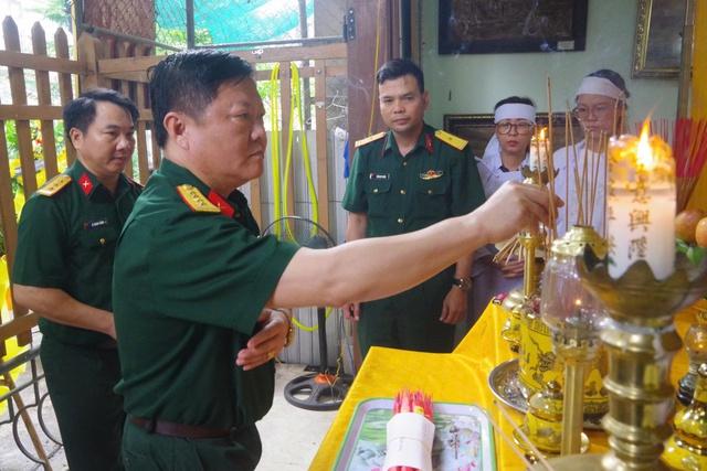 Nén nỗi đau mất cha, binh nhất Quảng Trị quyết ở lại đội hình diễu binh A80 - Ảnh 1.