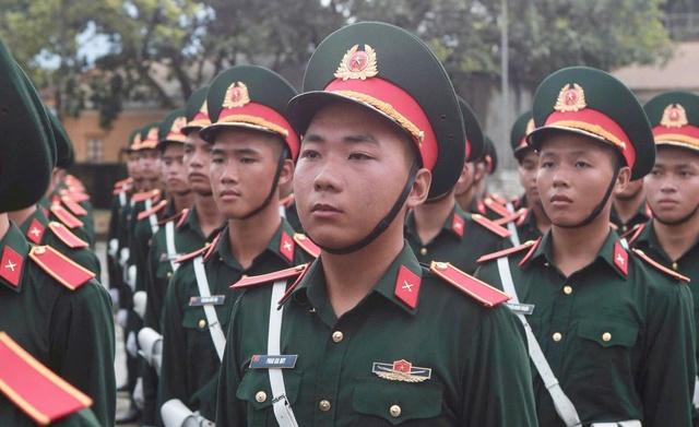 Nén nỗi đau mất cha, binh nhất Quảng Trị quyết ở lại đội hình diễu binh A80 - Ảnh 3.