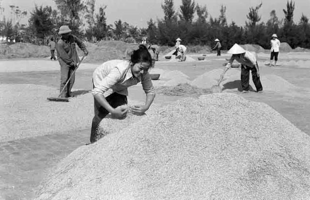 80 năm 'làm cho người nghèo thì đủ ăn, người đủ ăn thì khá giàu, người giàu thì giàu thêm'- Ảnh 2.