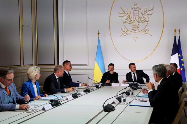Chiến sự Ukraine ngày 1.289: Nga - NATO đấu khẩu về việc điều quân đến Ukraine - Ảnh 3.