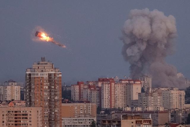 Chiến sự Ukraine ngày 1.292: Nga không kích lớn chưa từng thấy, Ukraine tấn công tại Bryansk- Ảnh 1.