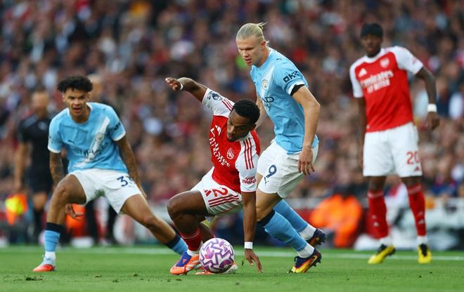 Haaland ghi bàn cực sớm, Man City vẫn ‘cay’ vì Arsenal gỡ hòa phút 90+3: HLV Pep không bực mới lạ!- Ảnh 2.