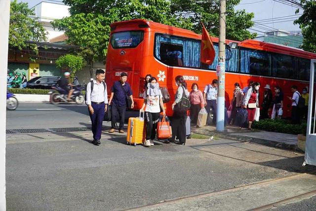 Bổ sung hơn 40 tỉ chi cho cán bộ từ Bình Phước về Đồng Nai làm việc   - Ảnh 1.