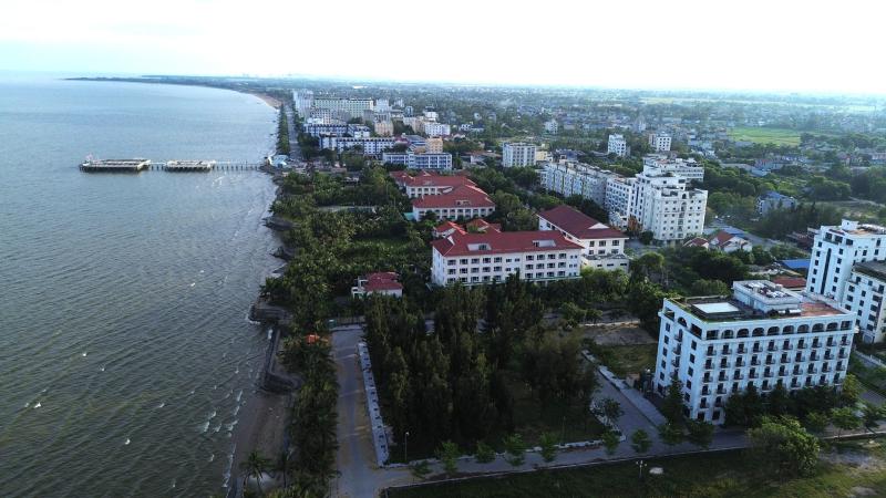 Kè biển Hải Tiến đối mặt nguy cơ sạt lở nghiêm trọng trước bão số 9 - Ảnh 14.