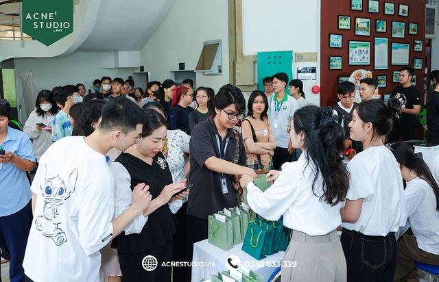 Skintalk by ACNE Studio kỳ V: Kiến thức da liễu ‘chạm’ đến cộng đồng sinh viên Y- Ảnh 4.