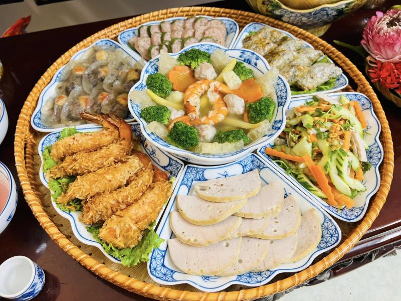 Mâm cúng Vu lan rằm tháng 7 âm lịch đẹp mắt: Chay thanh tịnh, mặn đủ đầy - Ảnh 6.