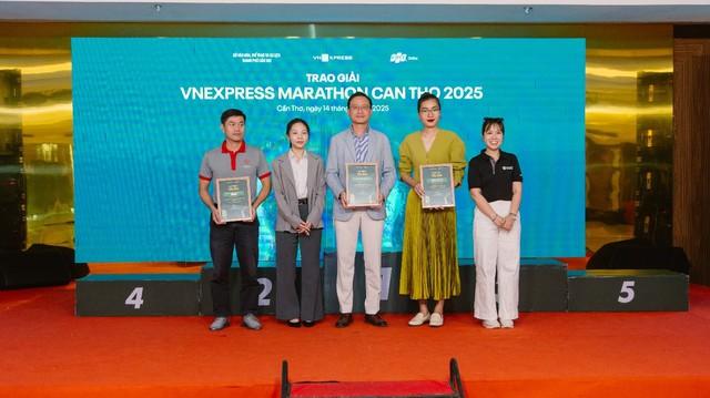 Nước hồng sâm Dongwha Red Ginseng Gold ‘tiếp lửa’ hơn 9.000 runner tại VnExpress Marathon Cần Thơ  - Ảnh 5.