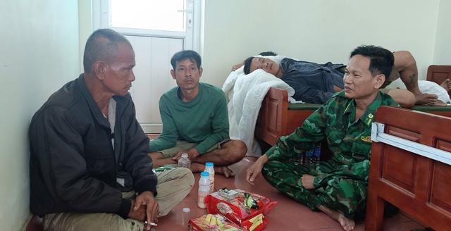 Quảng Trị: 2 thi thể dạt vào bờ biển, gần vị trí phát hiện tàu đắm- Ảnh 2.