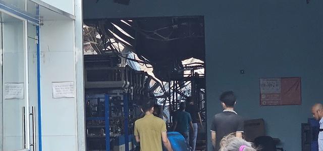  TP.HCM: Cháy lớn công ty in ấn bao bì ở xã Bà Điểm- Ảnh 2.