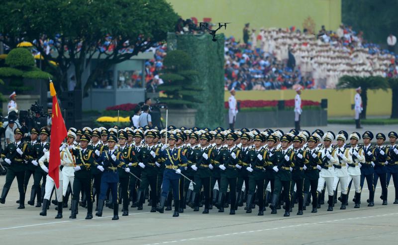 Bật mí những loại súng của khối quân đội nước ngoài tham gia diễu binh A80- Ảnh 3.
