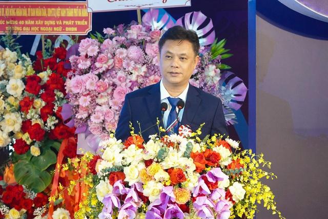 ĐH Ngoại ngữ, ĐH Đà Nẵng nhận Bằng khen của Thủ tướng nhân kỷ niệm 40 năm  - Ảnh 2.