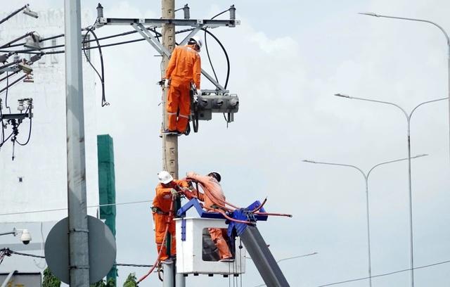 Cơ chế giá điện 2 thành phần: Có lợi sao chậm áp dụng?- Ảnh 1.