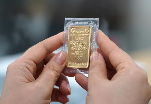 Giá USD tăng, lãi suất chịu áp lực- Ảnh 2.