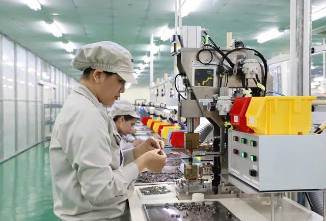 Đột phá thể chế tạo đà cho đất nước cất cánh- Ảnh 1.
