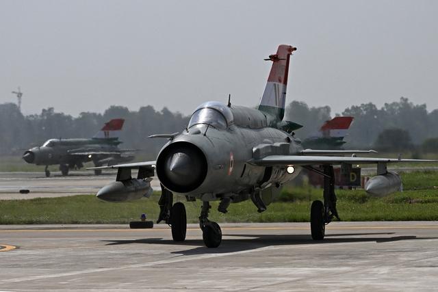Ấn Độ chính thức lọai biên tiêm kích MiG - 21 sau hơn 60 năm phục vụ - Ảnh 2.