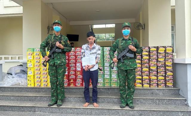 Bắt vụ vận chuyển 353 kg pháo nổ từ biên giới tỉnh Đồng Nai về Thanh Hóa- Ảnh 2.