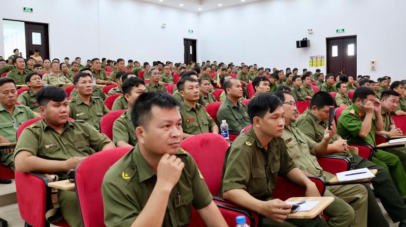 Công an xã ở TP.HCM sẽ tham gia điều tiết, xử lý vi phạm cùng CSGT- Ảnh 1.