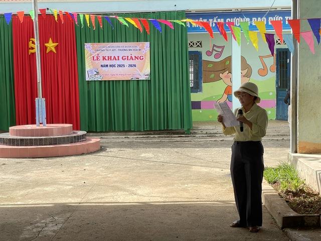 Trường biên giới trước ngày khai giảng năm học mới - Ảnh 7.