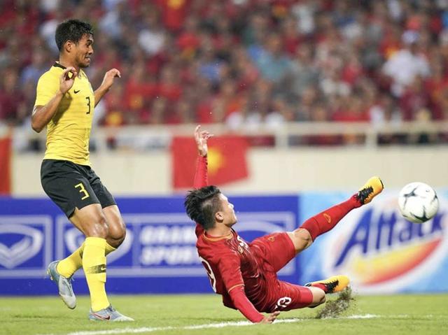 Toàn cảnh vụ nhập tịch 'lậu' của bóng đá Malaysia, FIFA thay đổi quan điểm thế nào? - Ảnh 1.
