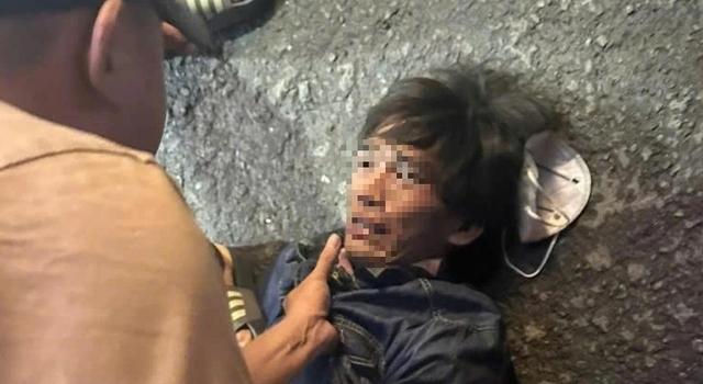 TP.HCM: Công an xã Bình Chánh kắt giữ kẻ trộm xe máy phòng trọ- Ảnh 1.