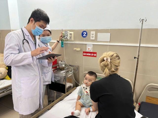 Ngành y tế công tại TP.HCM về đích bệnh án điện tử- Ảnh 1. Ngành y tế công tại TP.HCM về đích bệnh án điện tử- Ảnh 1.