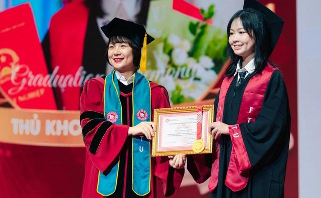 Cô gái 'triệu view' tốt nghiệp thủ khoa với điểm GPA 4.0- Ảnh 1.