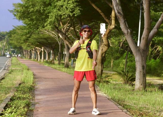 Nguyễn Văn Long đến Hà Nội, hoàn thành 20 ngày chạy bộ mừng Quốc khánh - Ảnh 3.