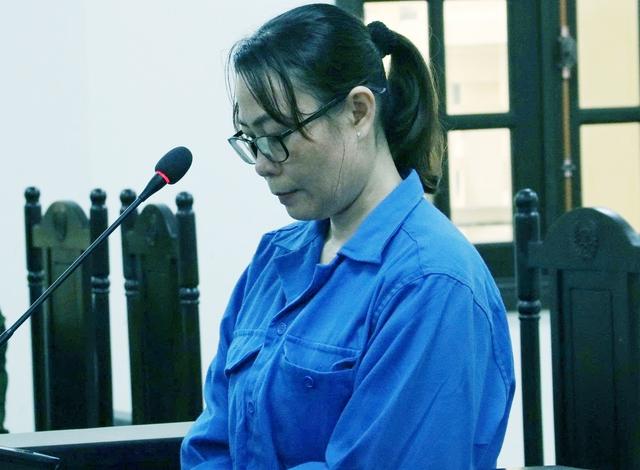 Lừa đảo chiếm đoạt gần 5 tỉ đồng, nữ chủ hụi lãnh án 12 năm tù - Ảnh 1.