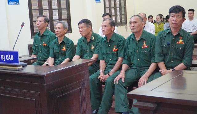 Tòa trả hồ sơ 6 cựu chiến binh kêu oan khi ra tù cho Viện kiểm sát - Ảnh 1.