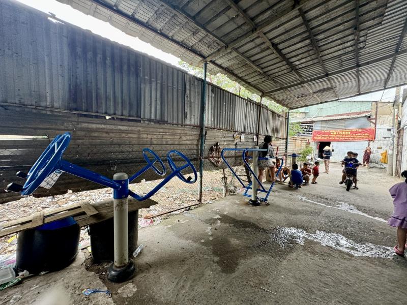 Những chủ trọ nổi tiếng ở TP.HCM tiếp tục hoạt động 'nghĩa tình cũ' ở phường mới - Ảnh 2.
