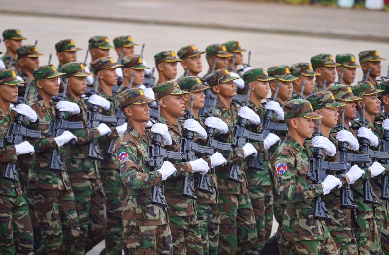 Bật mí những loại súng của khối quân đội nước ngoài tham gia diễu binh A80- Ảnh 12.