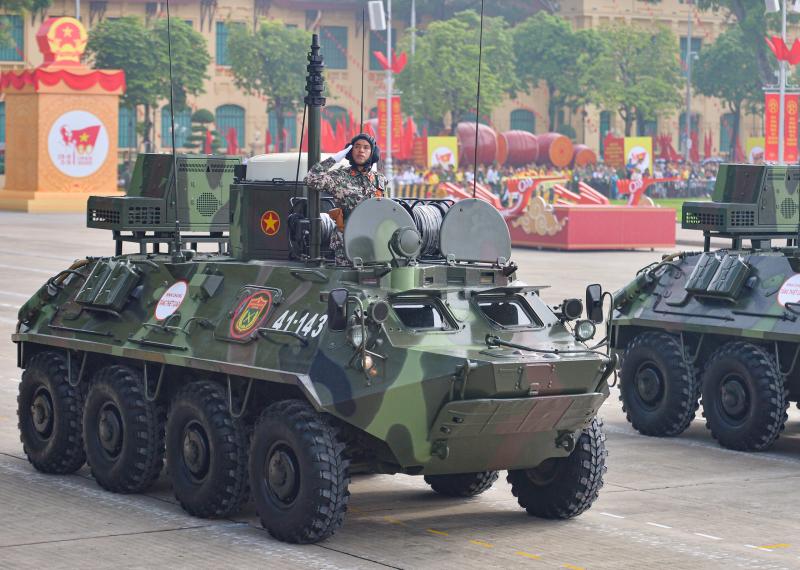 Trang bị đặc biệt giúp xe tăng 'lướt' trên phố Hà Nội trong diễu binh A80- Ảnh 13.