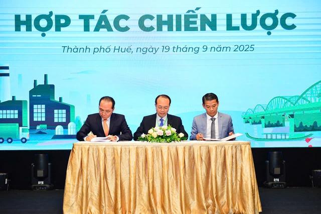 Huế hợp tác FUTA, Kim Long Motor xây dựng đô thị di sản, công nghiệp hiện đại- Ảnh 1.