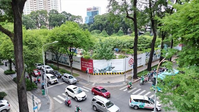 Nhiều dự án trên khu đất vàng ‘đắp chiếu’ nhiều năm, Sở Tài chính TP.HCM nói gì? - Ảnh 1.