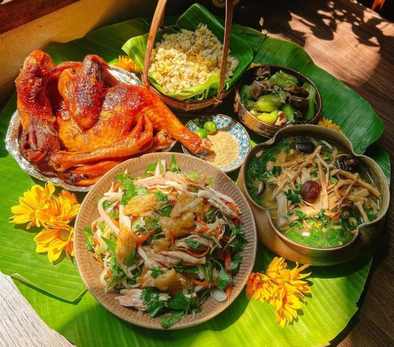 Mâm cúng Vu lan rằm tháng 7 âm lịch đẹp mắt: Chay thanh tịnh, mặn đủ đầy - Ảnh 8.