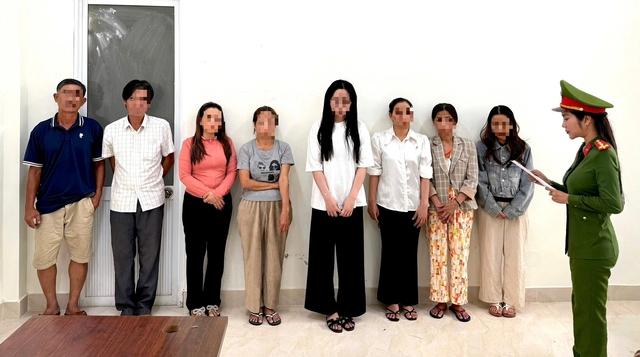 Đà Nẵng: Phá đường dây lô đề 50 tỉ đồng do 'bà trùm' 41 tuổi cầm đầu- Ảnh 1.